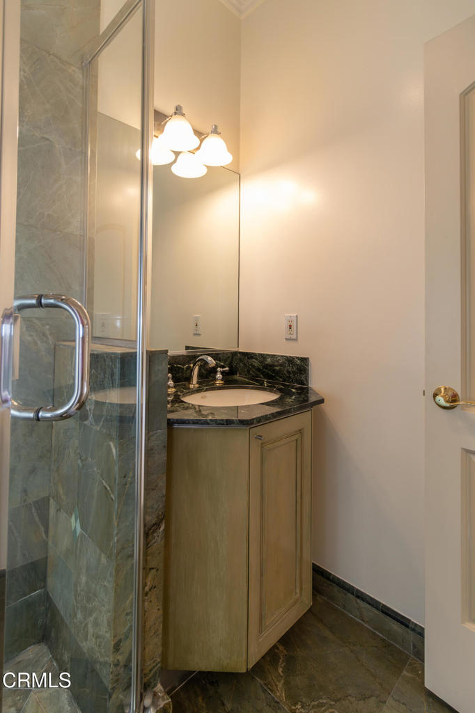 845 S Marengo Avenue 5