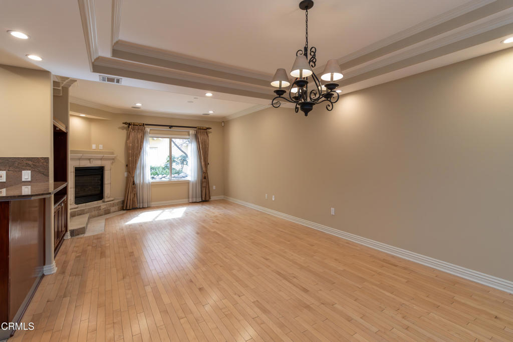 845 S Marengo Avenue 5