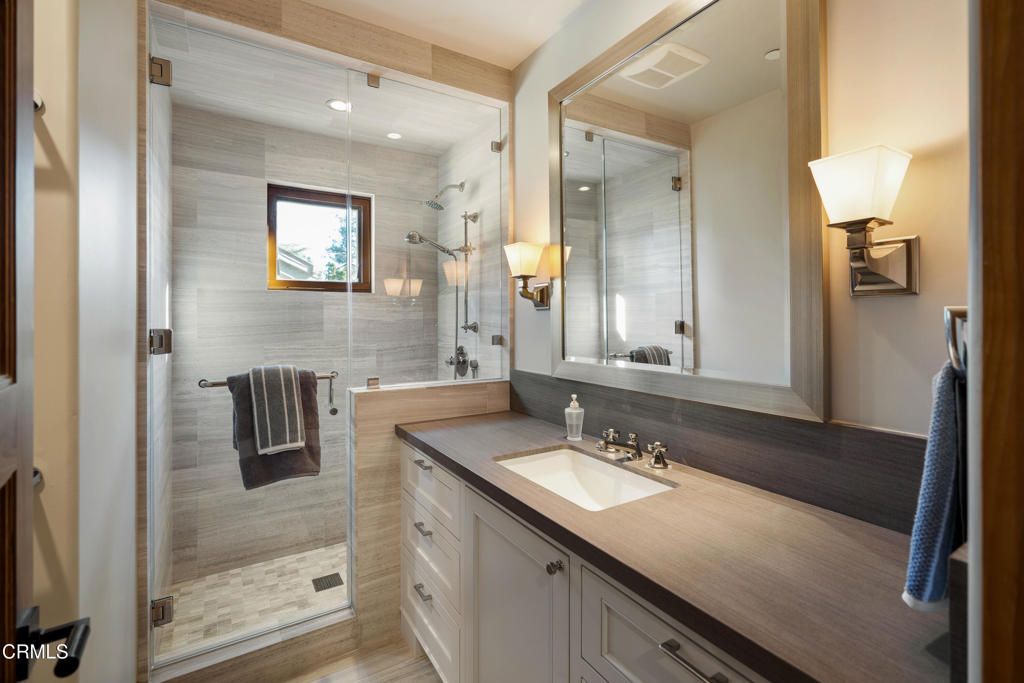 2011 Hall Canyon Drive