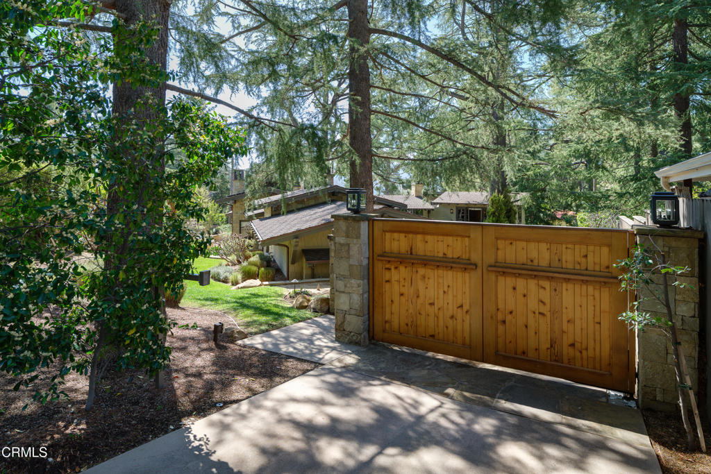 2011 Hall Canyon Drive