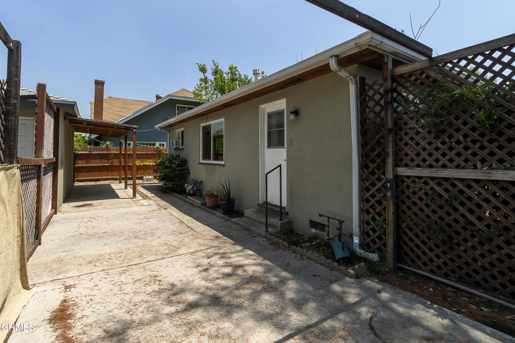 1570 Allen Avenue