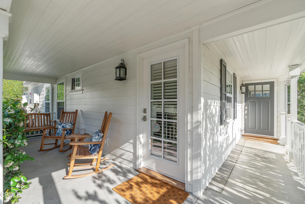 322 N Mayflower Avenue