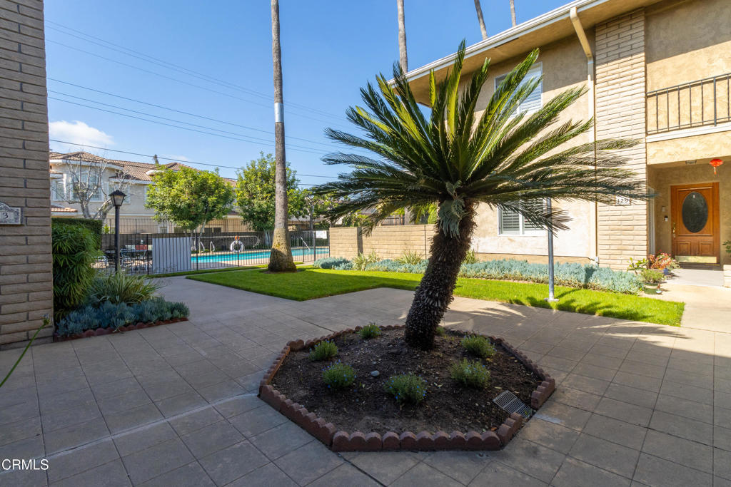 630 W Huntington Drive 235