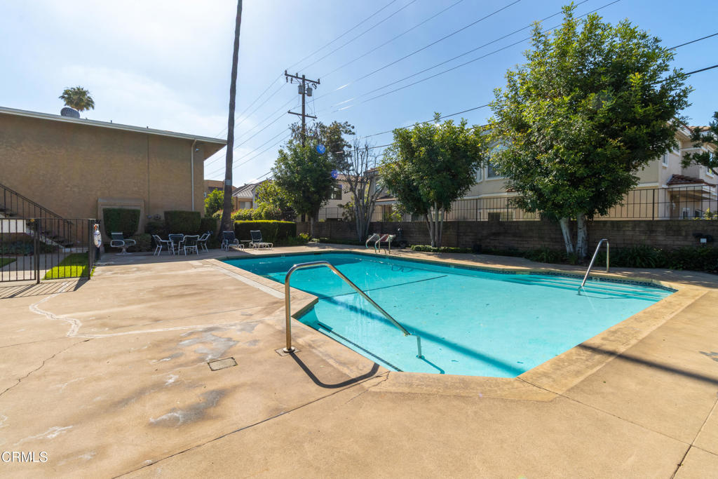 630 W Huntington Drive 235