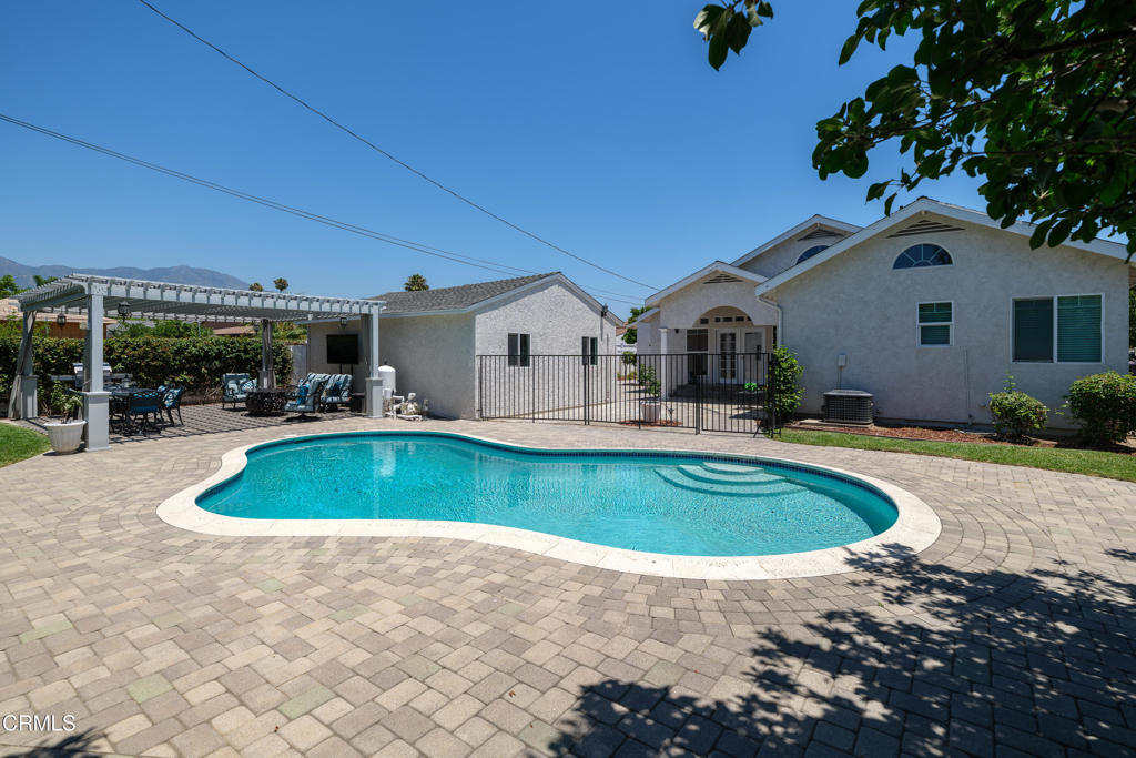 2623 Fairgreen Avenue