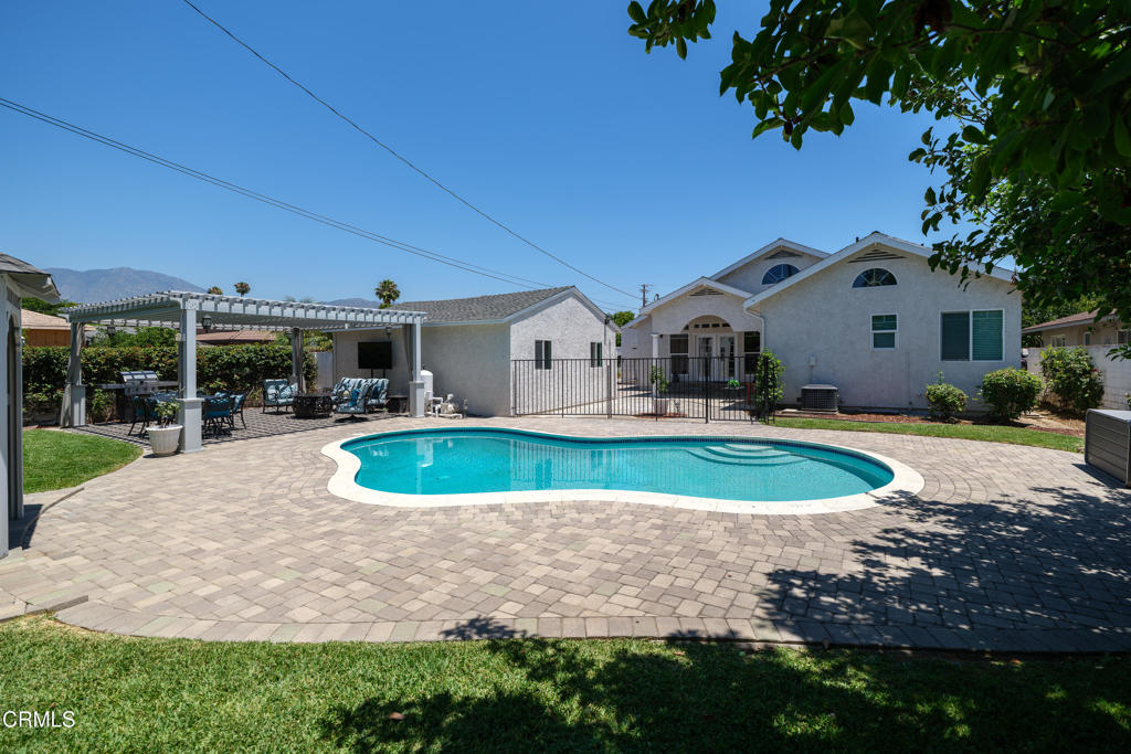 2623 Fairgreen Avenue