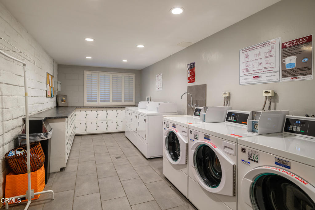 266 S Madison Avenue 105