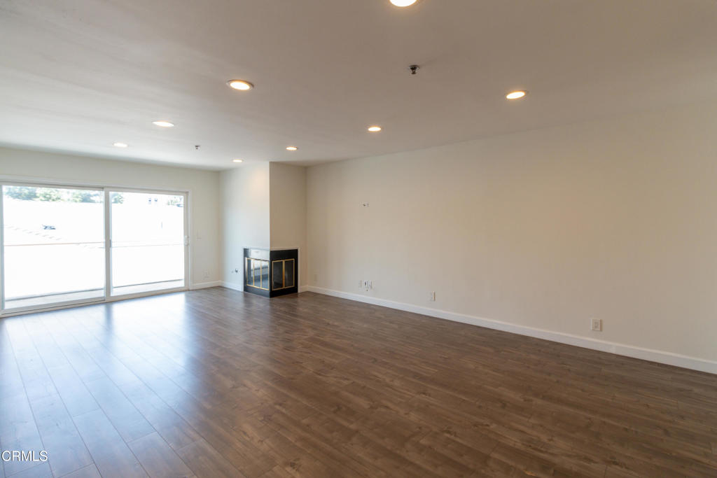 625 E Del Mar Boulevard 305