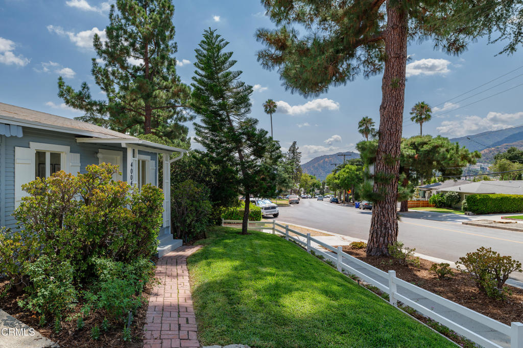 4004 Orangedale Avenue