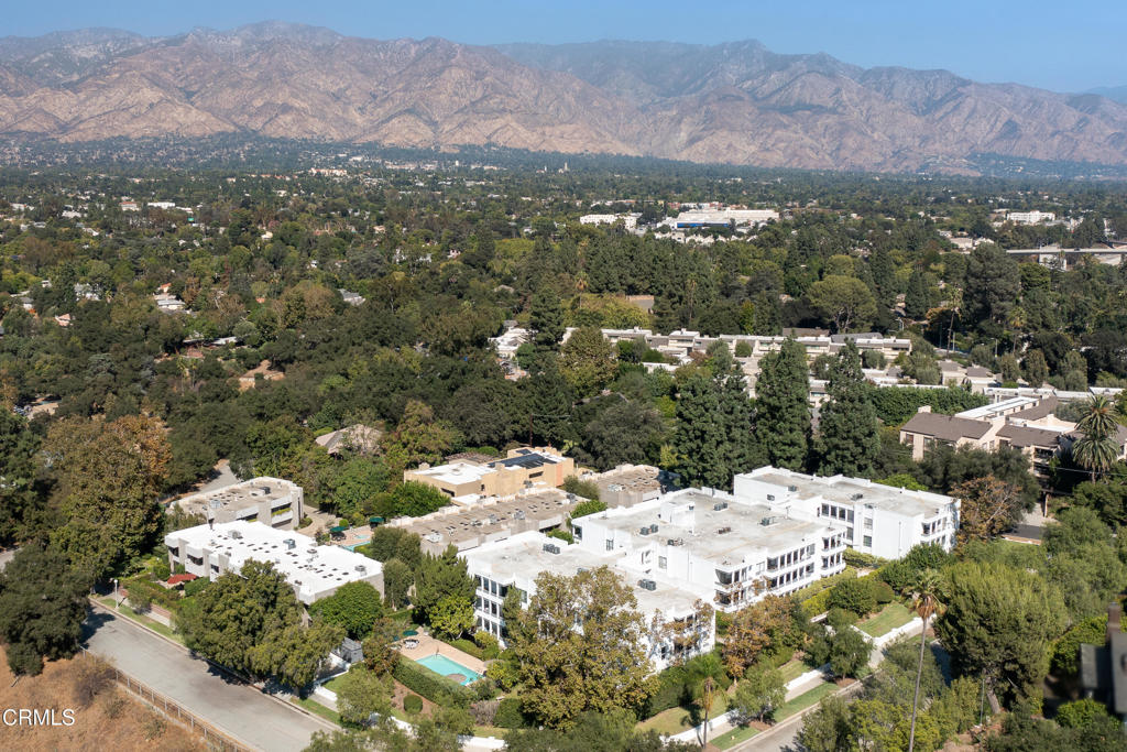 190 Arroyo Terrace 302