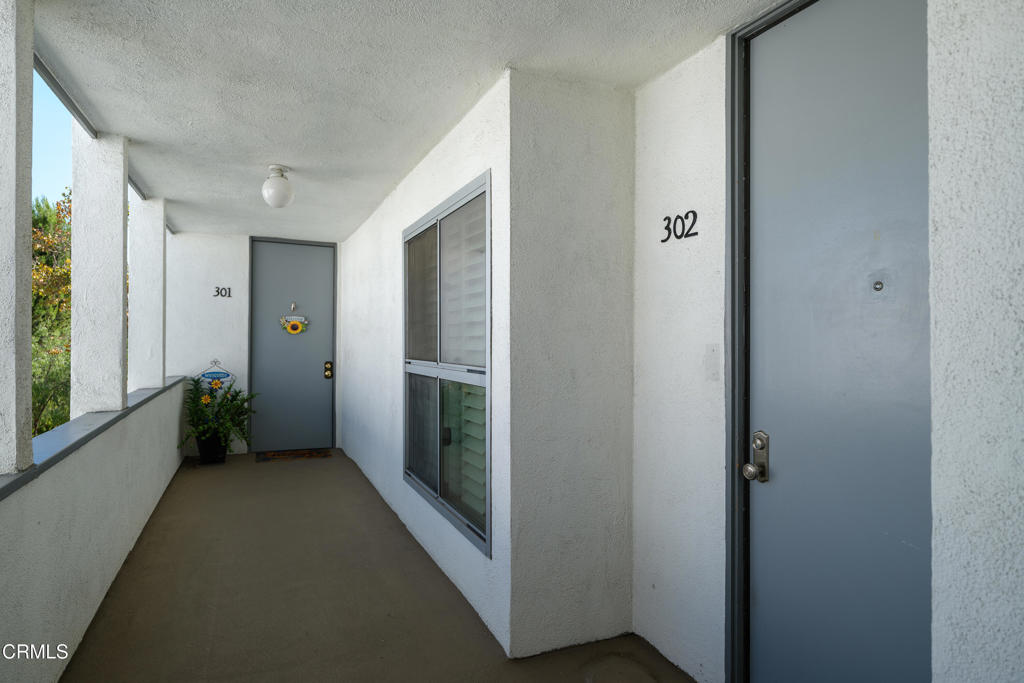 190 Arroyo Terrace 302