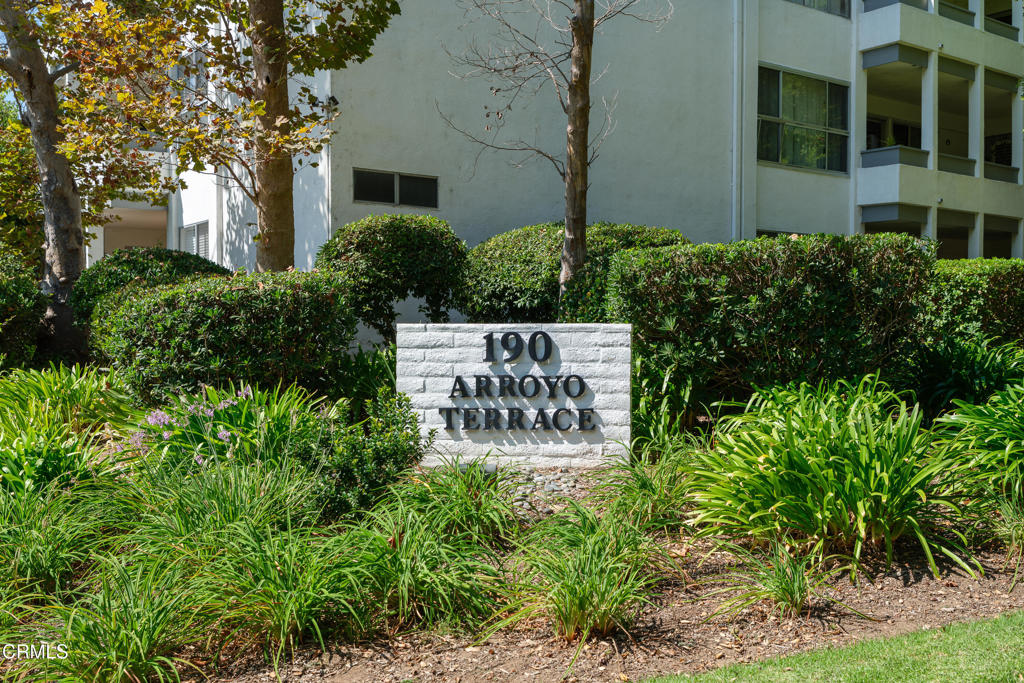 190 Arroyo Terrace 302