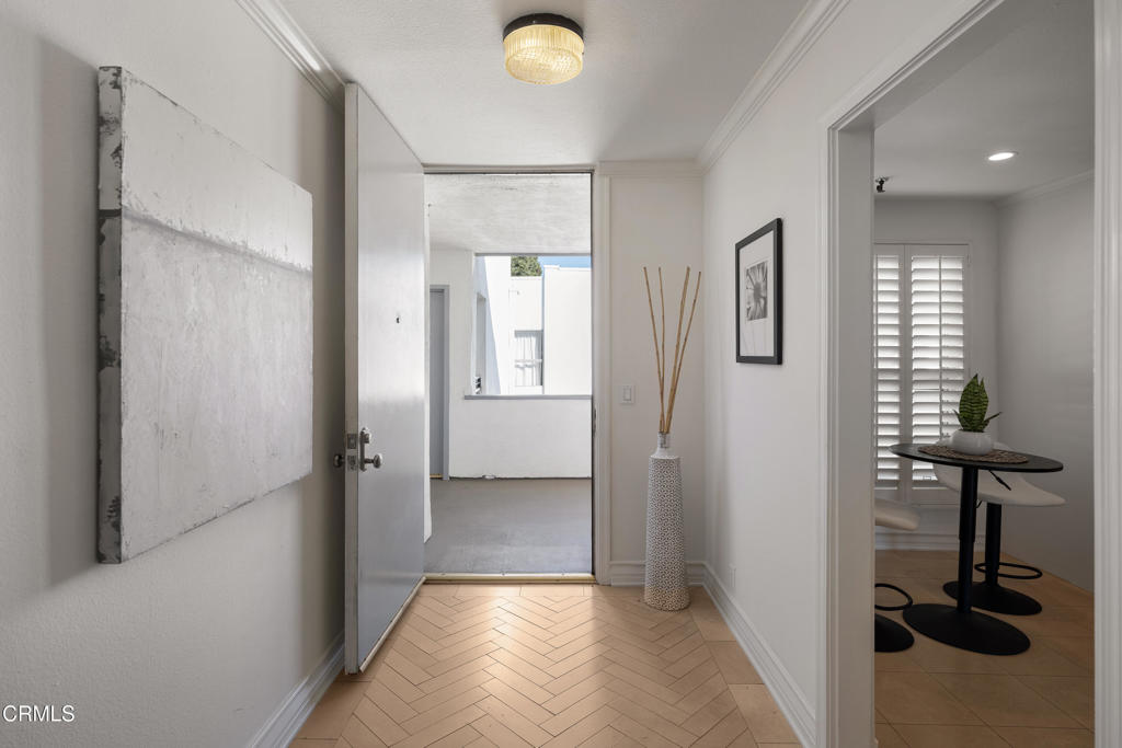 190 Arroyo Terrace 302