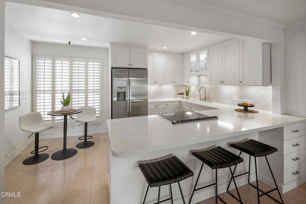 190 Arroyo Terrace 302