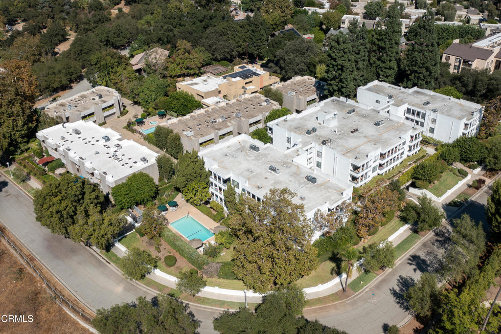 190 Arroyo Terrace 302