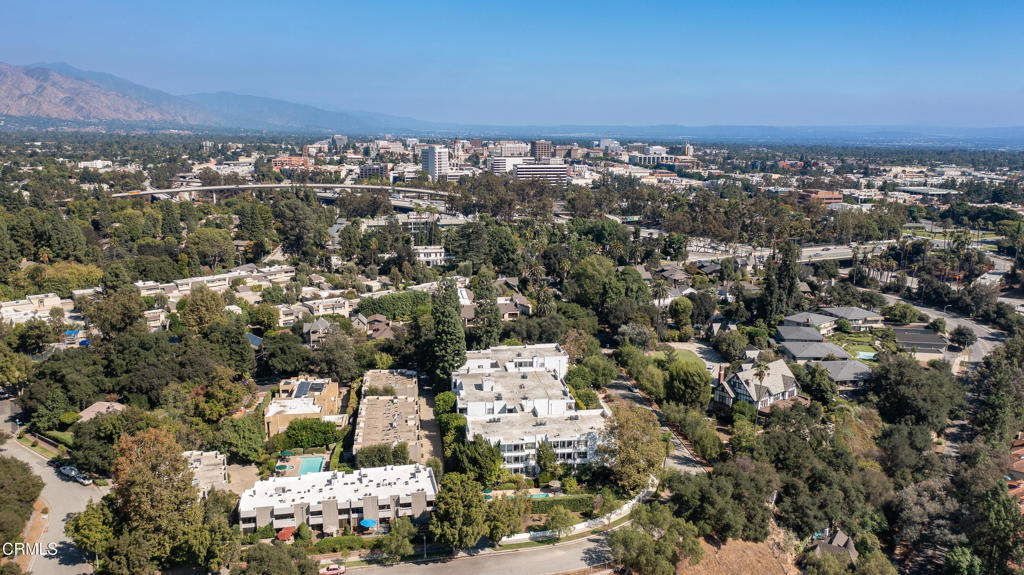 190 Arroyo Terrace 302