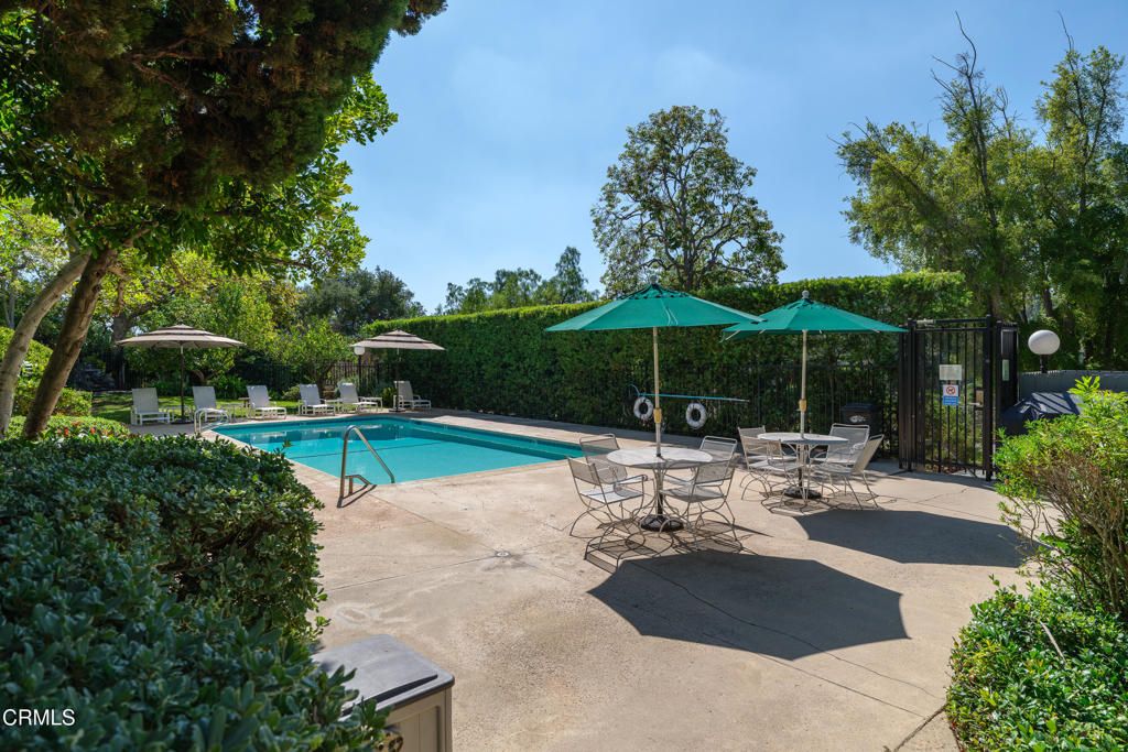 190 Arroyo Terrace 302