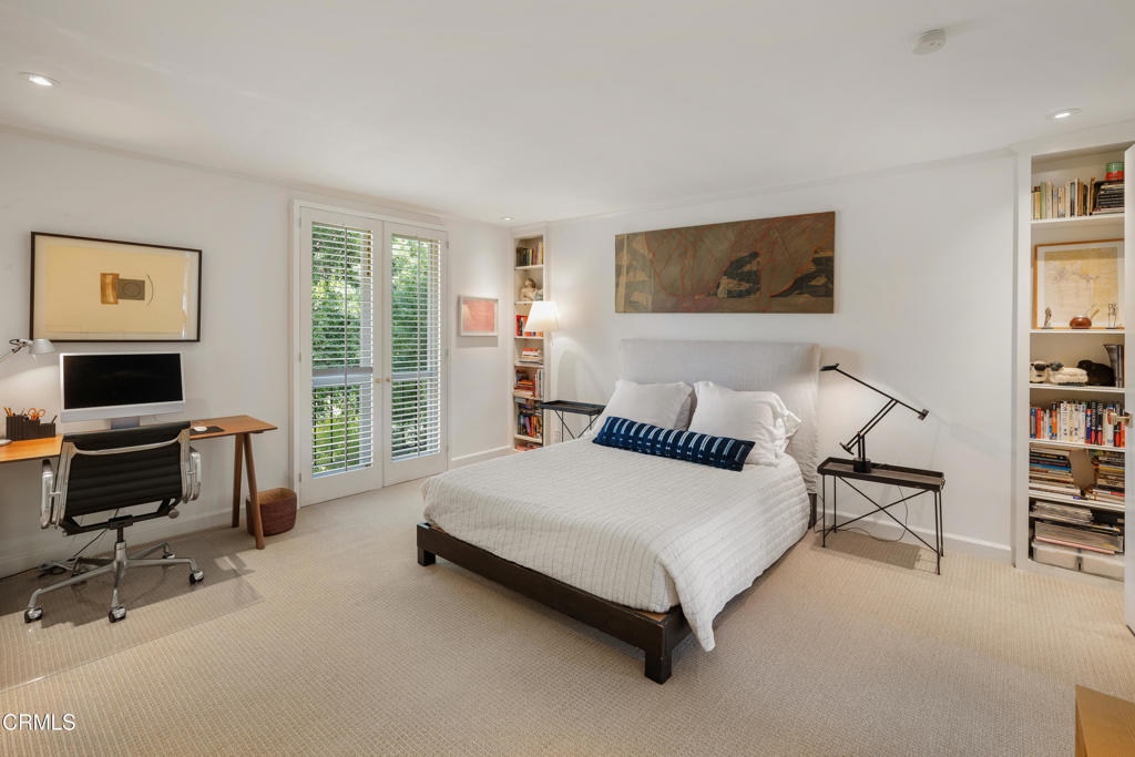 1105 S Orange Grove Boulevard