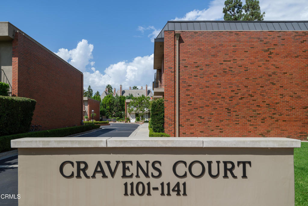 1105 S Orange Grove Boulevard