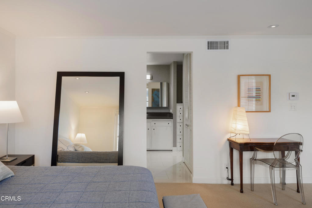 1105 S Orange Grove Boulevard