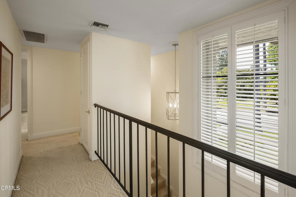 1068 S Orange Grove Boulevard