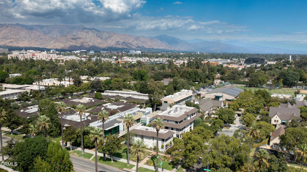 1068 S Orange Grove Boulevard