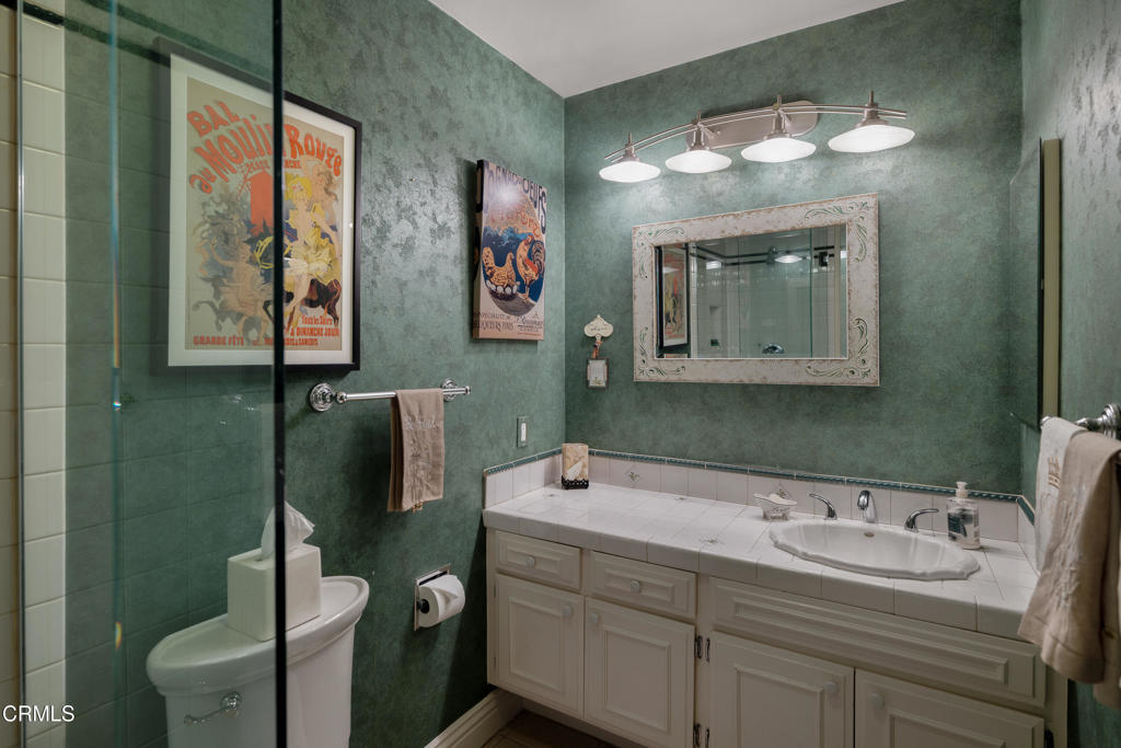 1068 S Orange Grove Boulevard