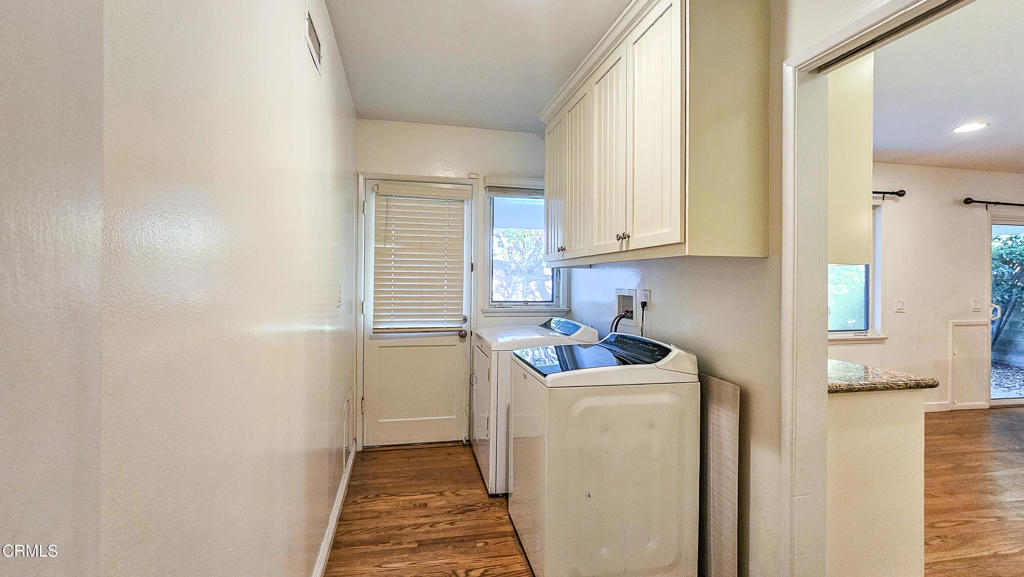 303 E Las Flores Avenue