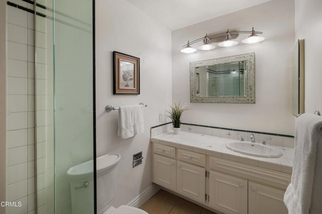 1068 S Orange Grove Boulevard