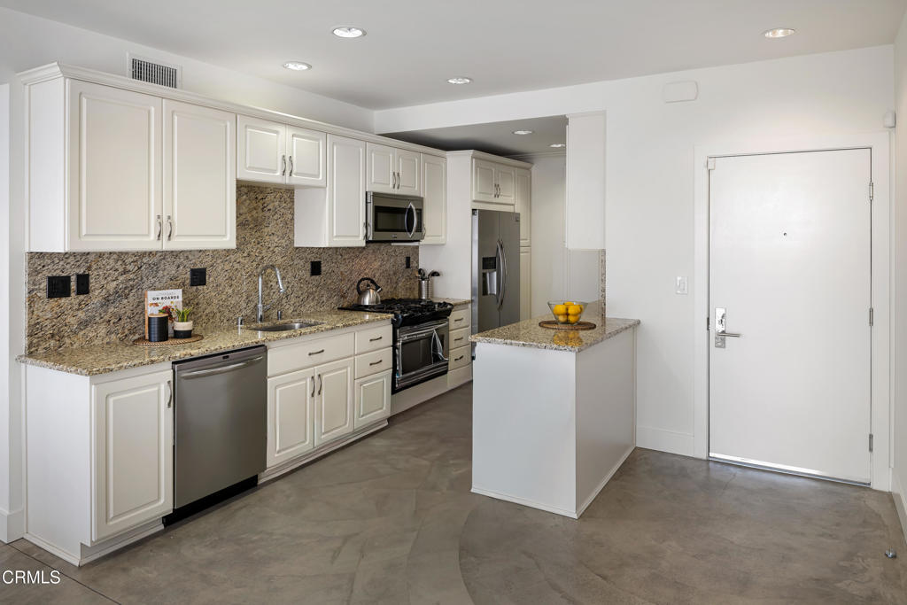 133 S Los Robles Avenue 510