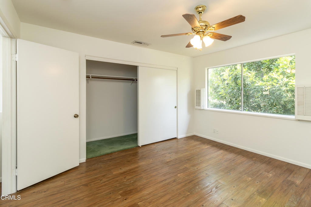 2058 Stratford Avenue