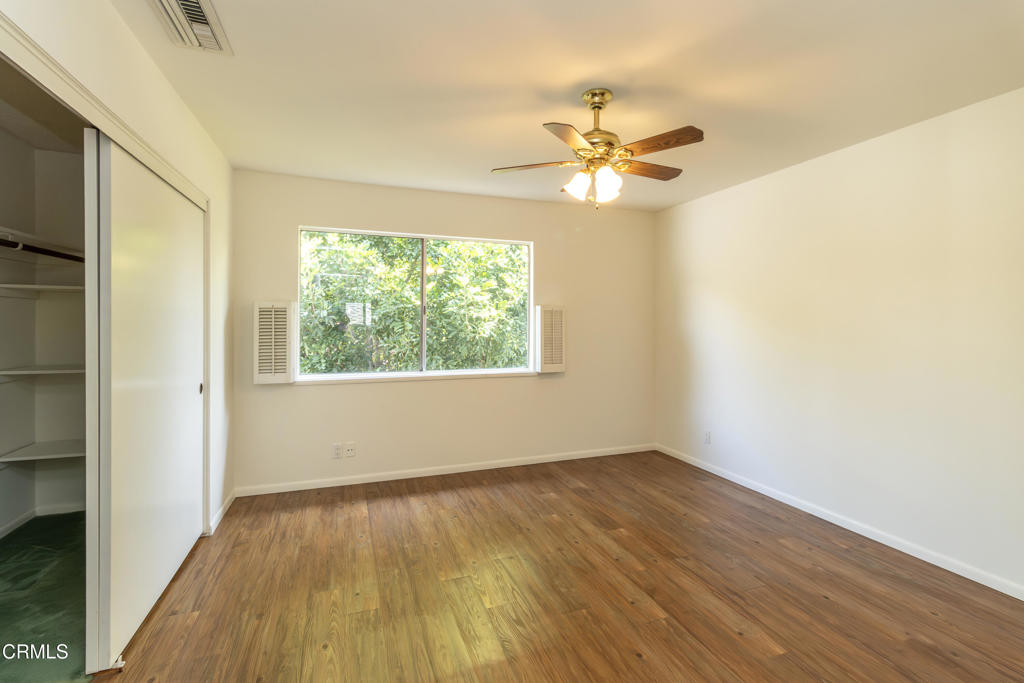 2058 Stratford Avenue