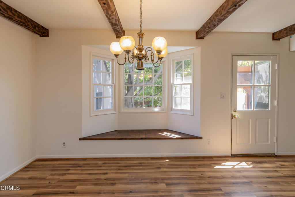 2058 Stratford Avenue