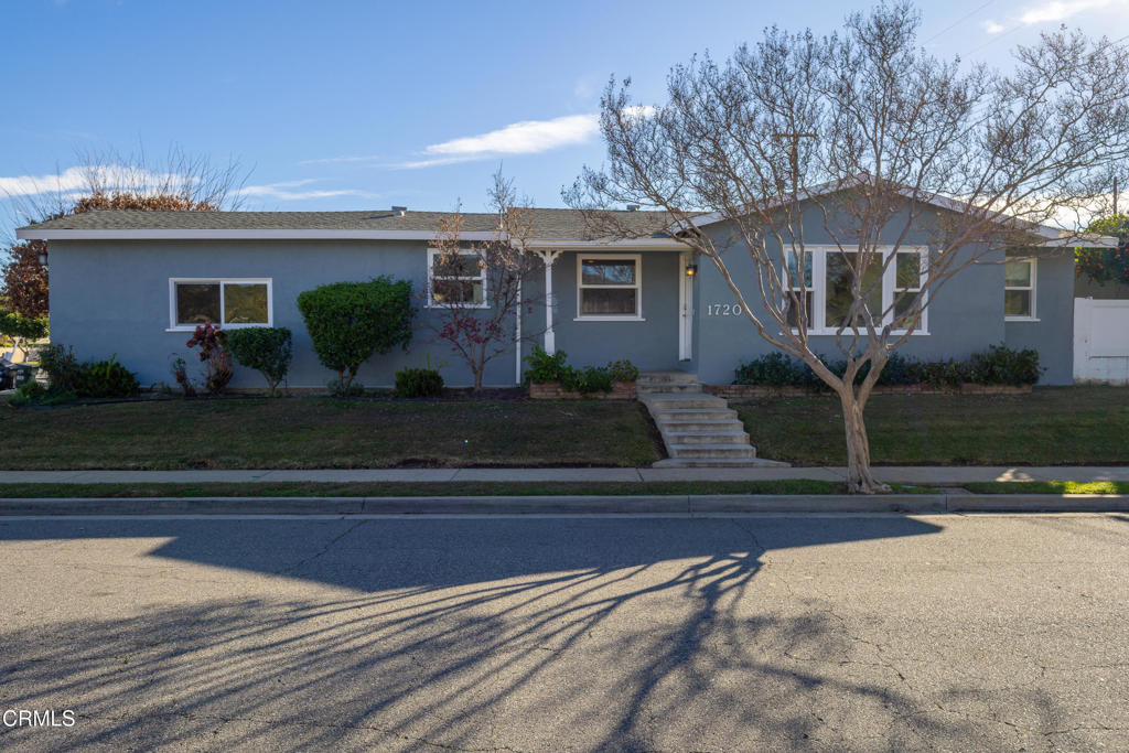 1720 E Linfield Street