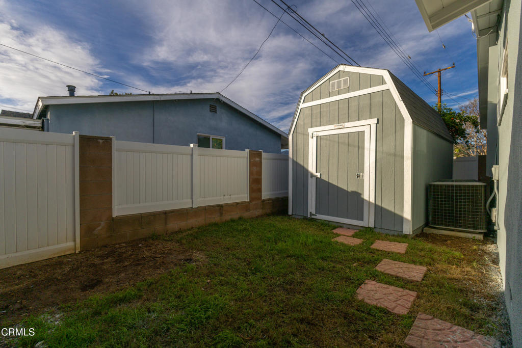 1720 E Linfield Street