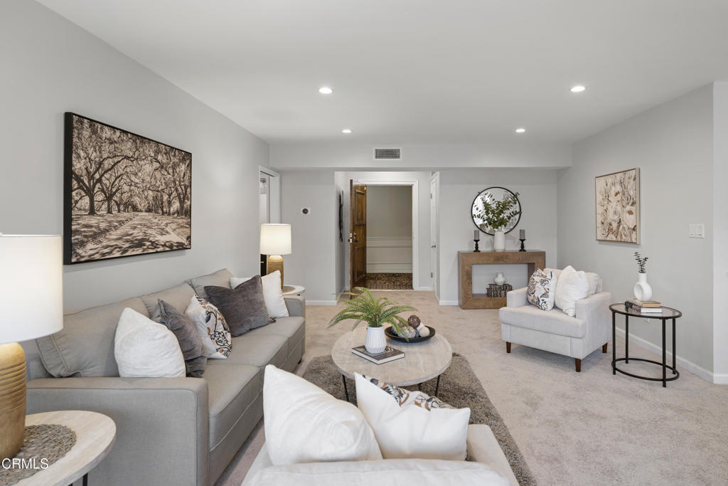 420 S Madison Avenue 203