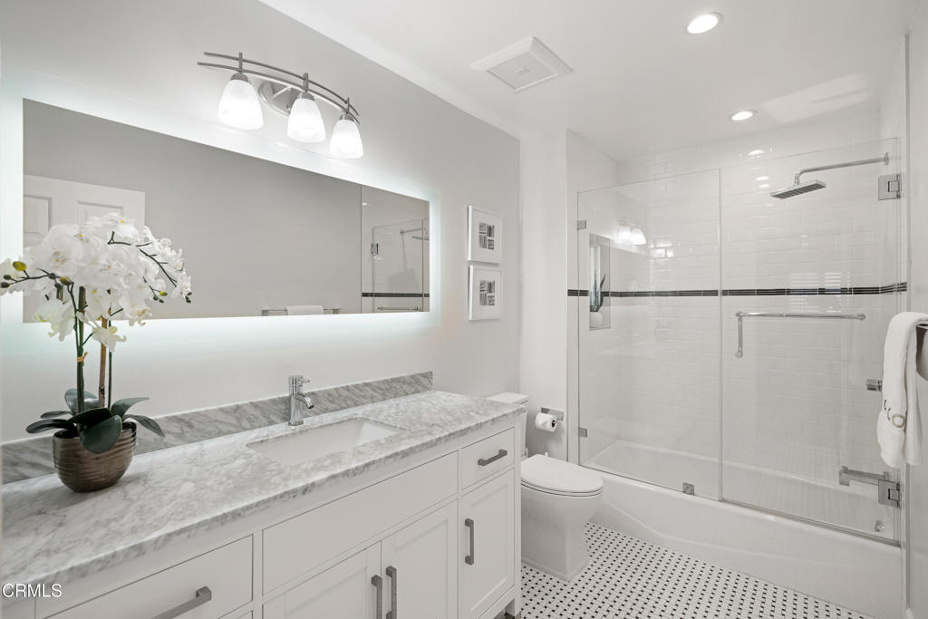 420 S Madison Avenue 203