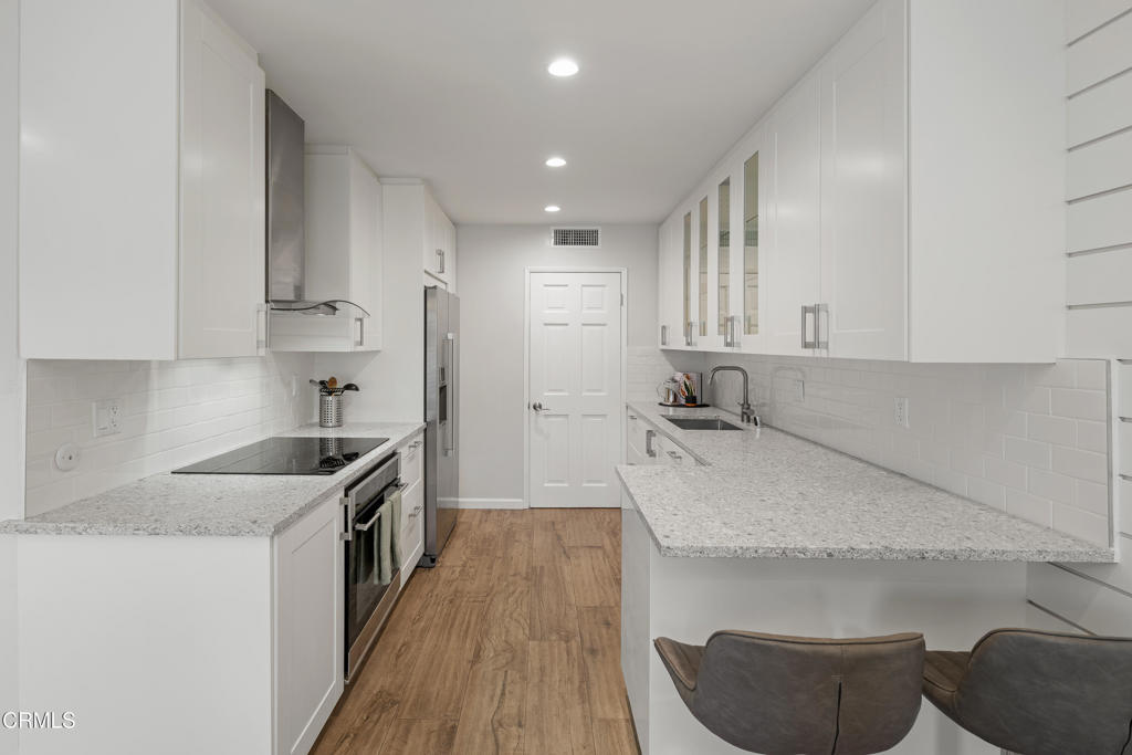 420 S Madison Avenue 203