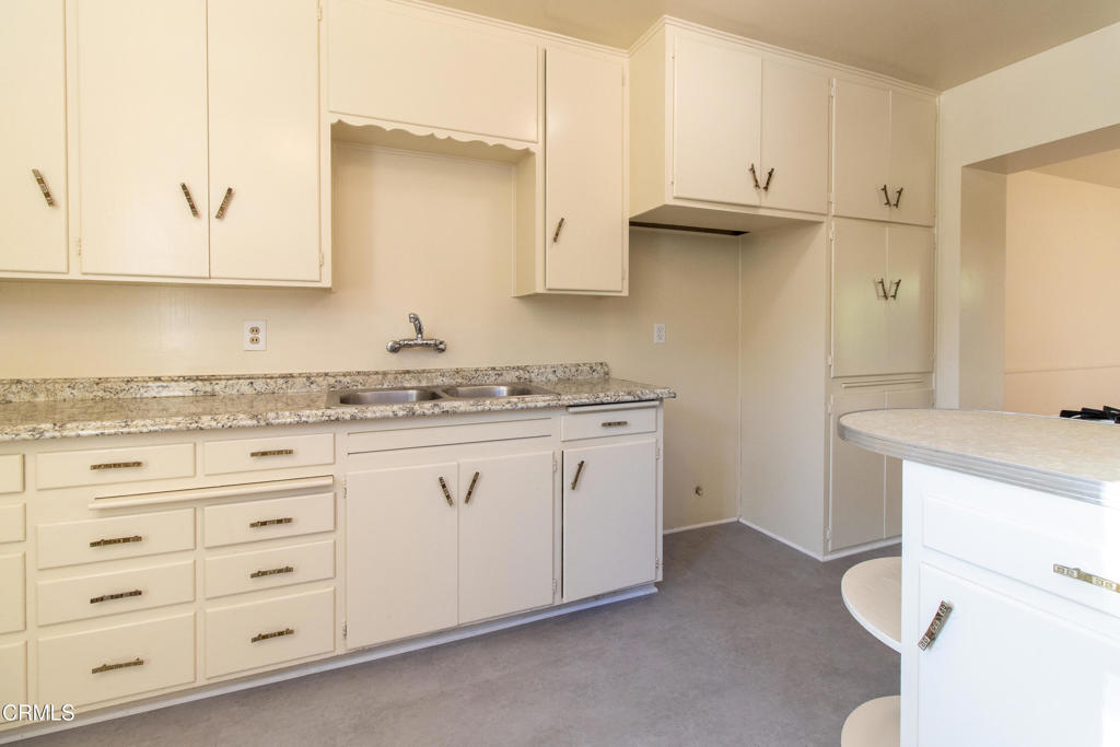 449 N Euclid Avenue H