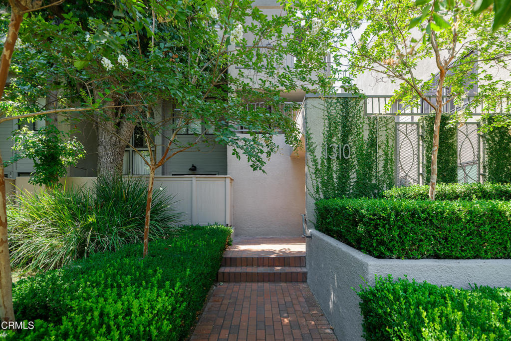 1310 E Orange Grove Boulevard 114