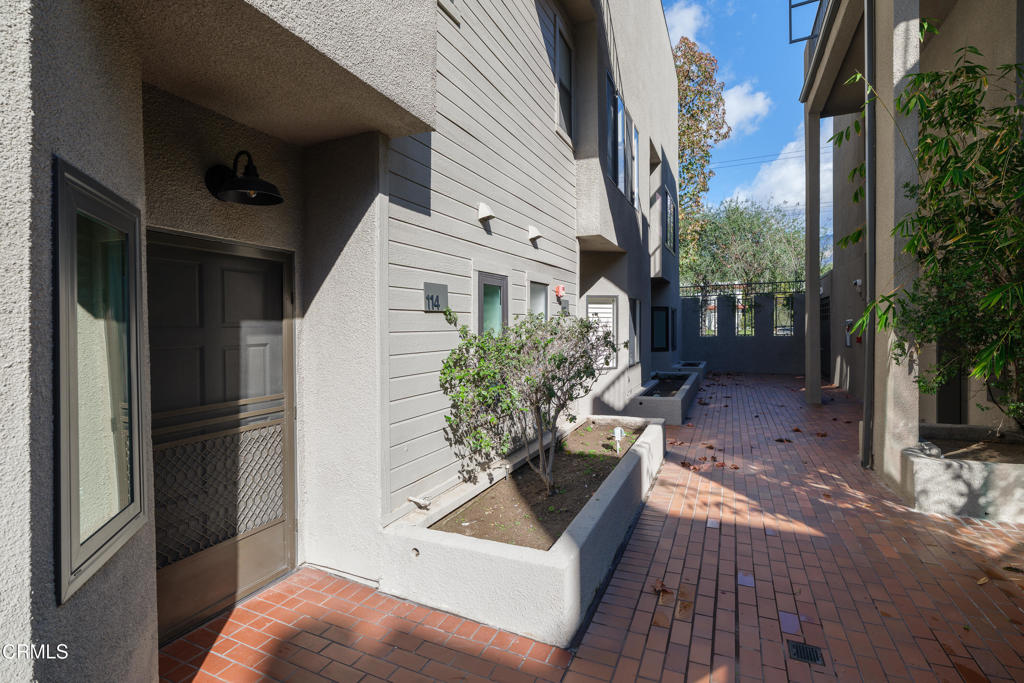 1310 E Orange Grove Boulevard 114