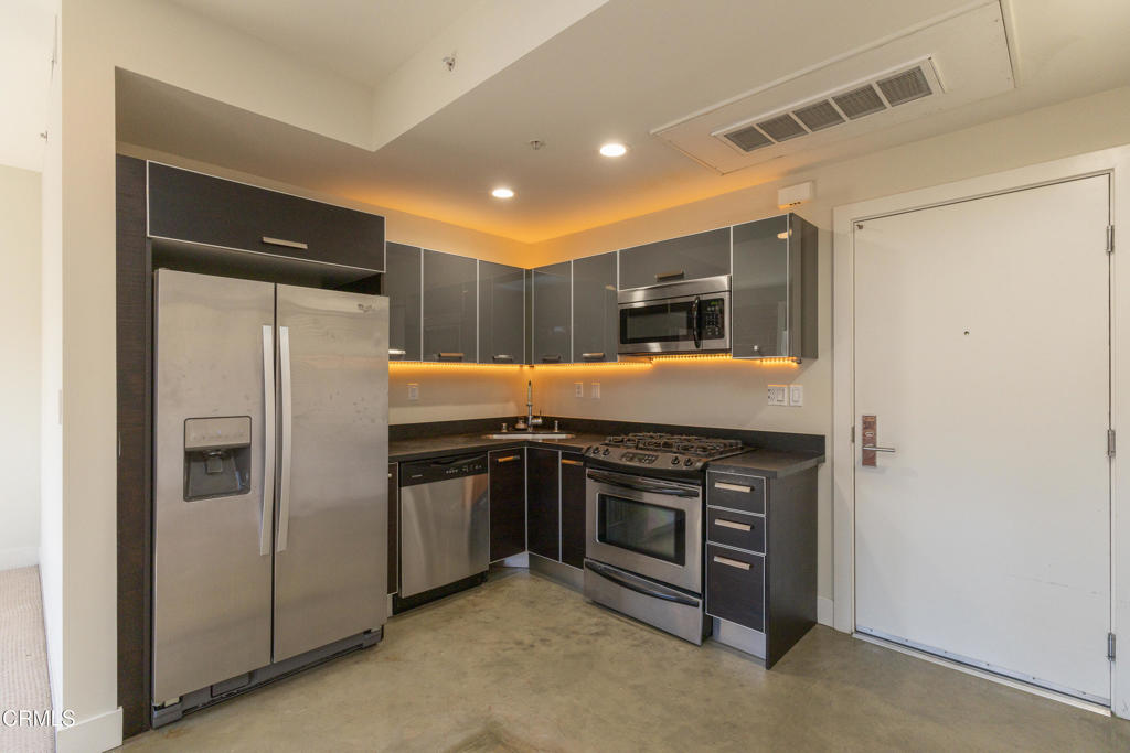 139 S Los Robles Avenue 303