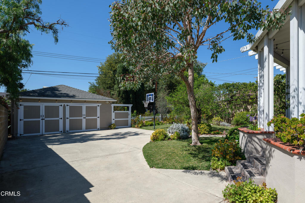 1155 N Sierra Bonita Avenue