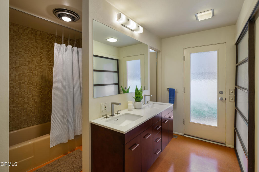 2065 Canyon Close Road