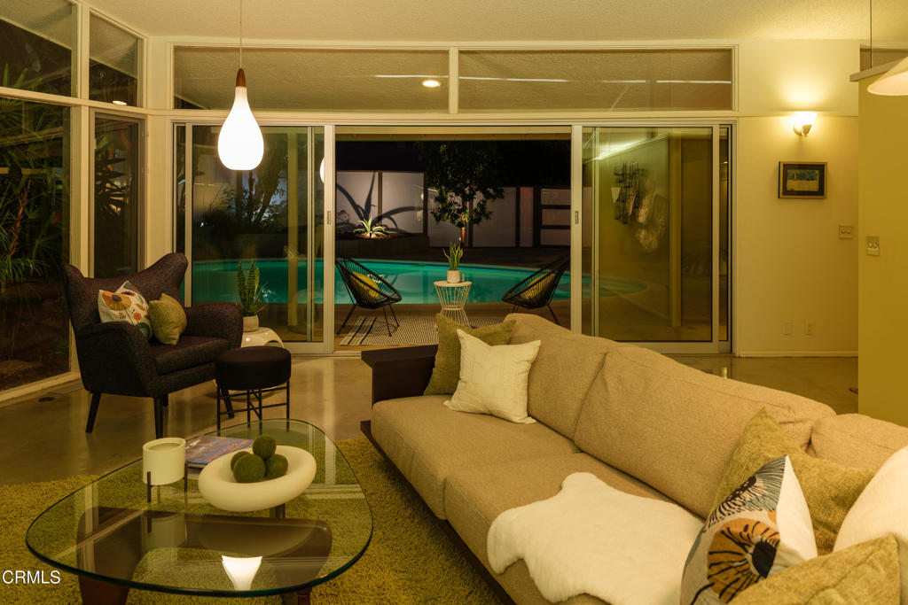 2065 Canyon Close Road