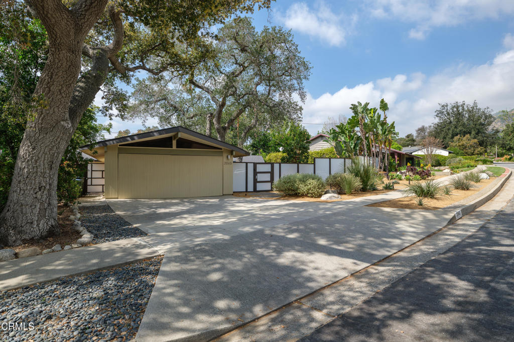 2065 Canyon Close Road