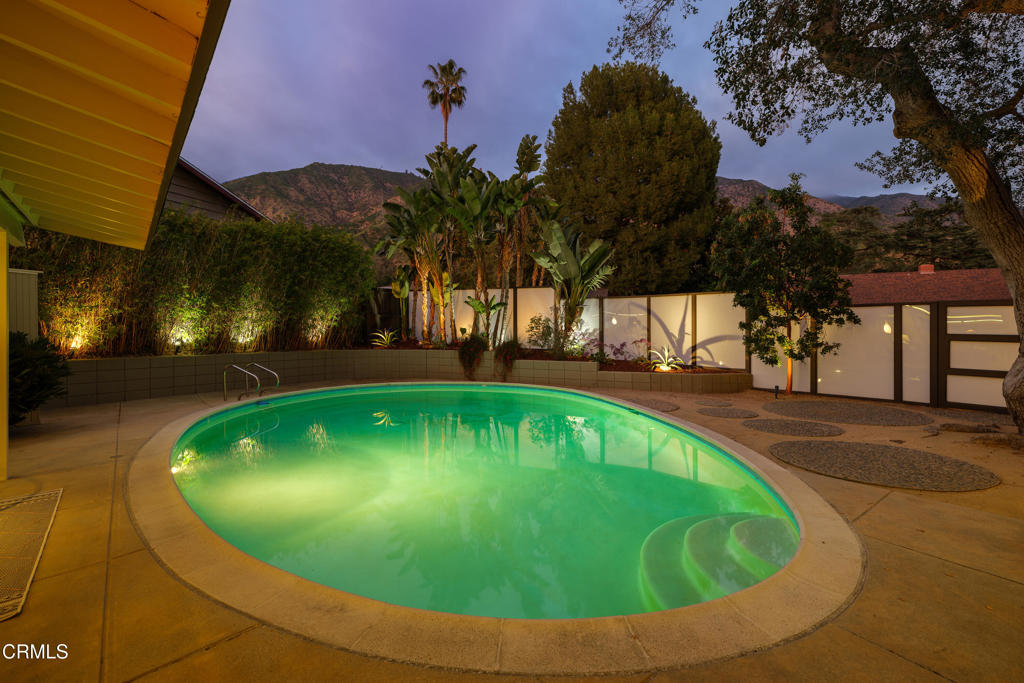 2065 Canyon Close Road