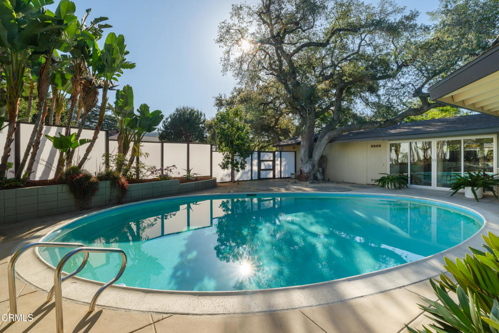 2065 Canyon Close Road