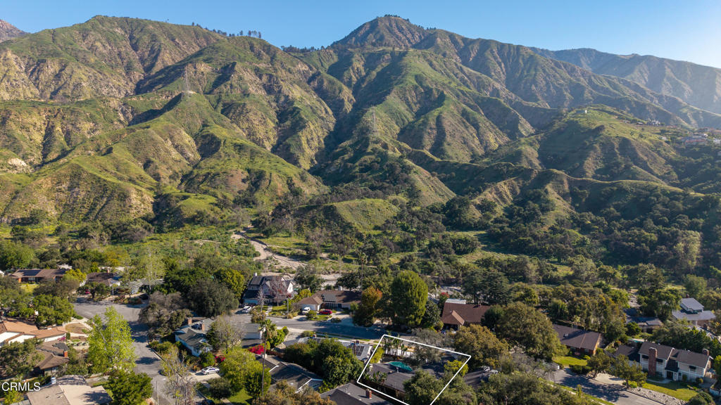 2065 Canyon Close Road