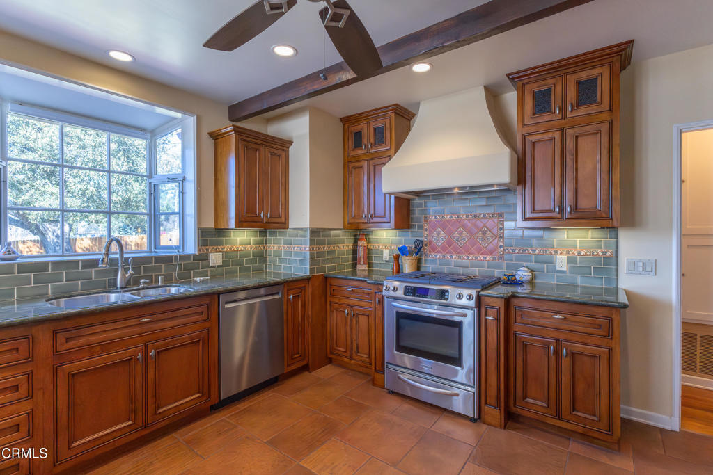 2069 Mar Vista Avenue